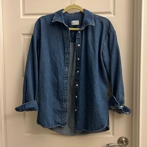 Target Universal Thread Chambray Denim Button Down Shirt SMALL